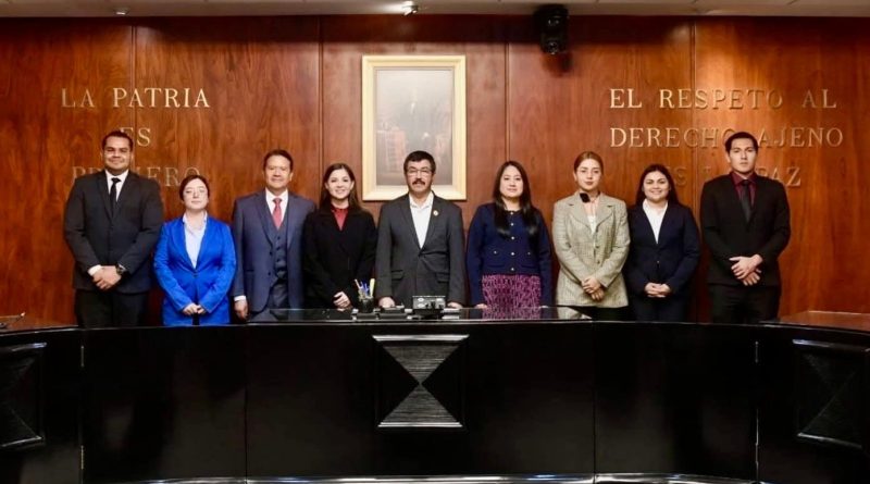 Egresados de la UAT se integran al Órgano de Administración Judicial de la Federación