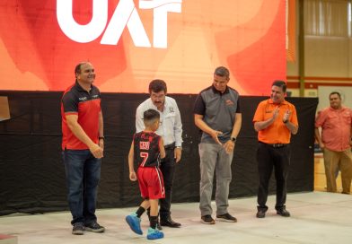 El rector Dámaso Anaya consolida el éxito de la primera Copa UAT de Básquetbol