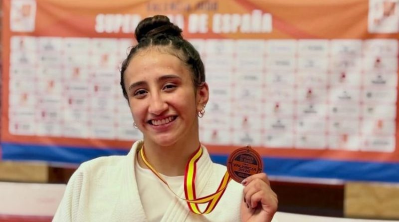 Conquista tamaulipeca Frida Maya bronce en la Super Copa de España de Judo