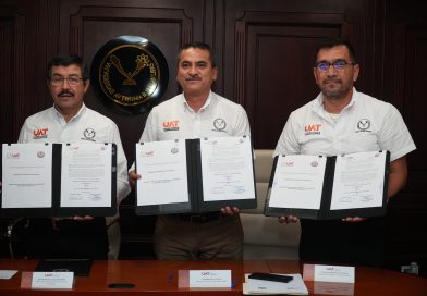La UAT y el SUTUAT firman convenio de revisión salarial 2026
